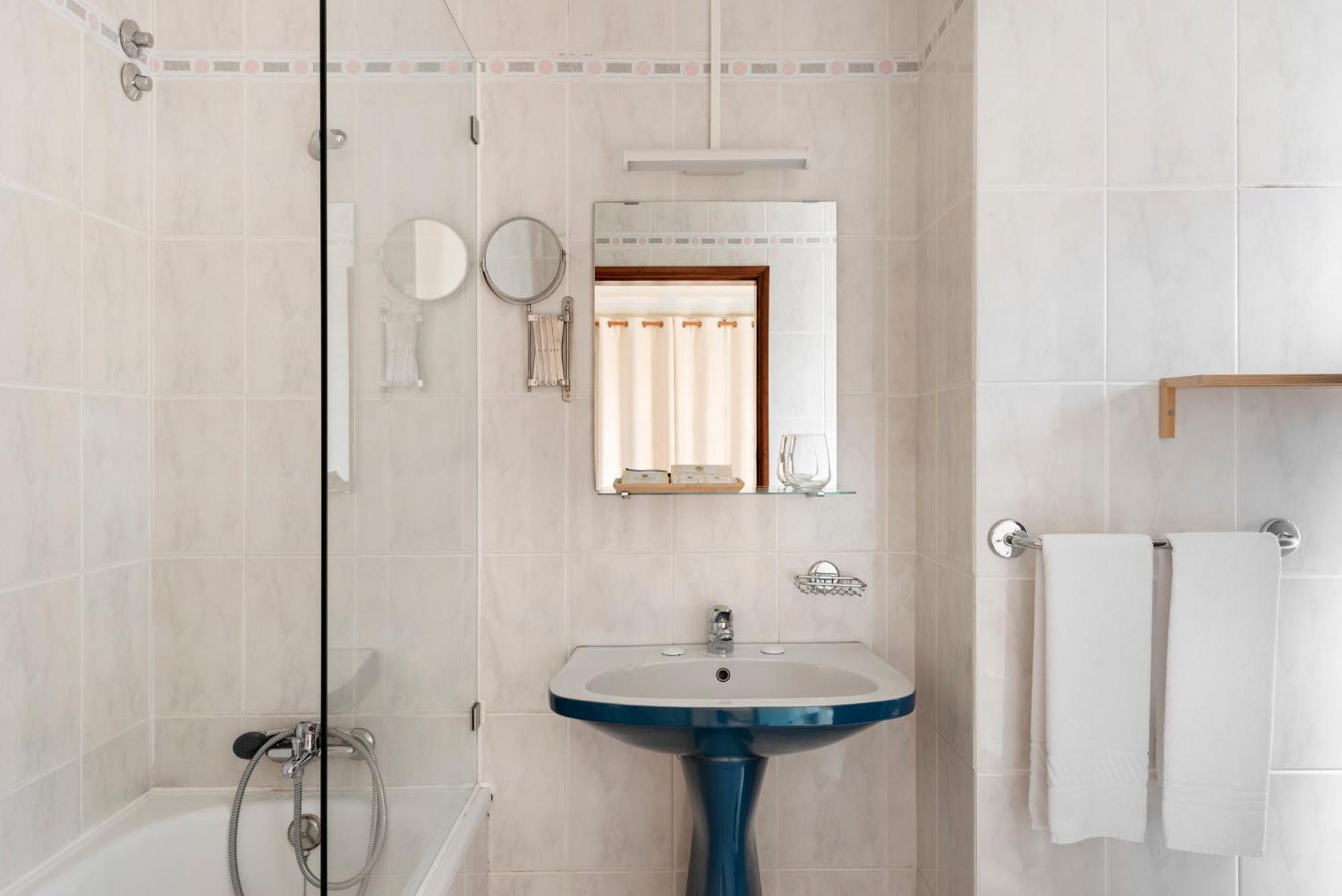 The Blue Bamboo Hotel - Duna Parque Resorts & Hotels Vila Nova de Milfontes Room photo